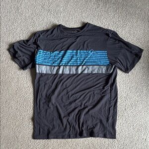 Quiksilver Men's Black Water Shirt with Blue and Gray Stripes